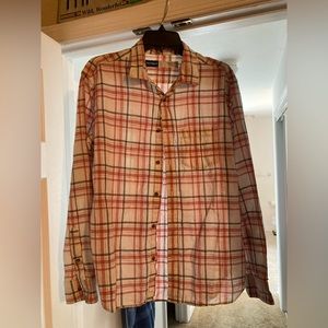 Size L Old Navy Everyday Shirt